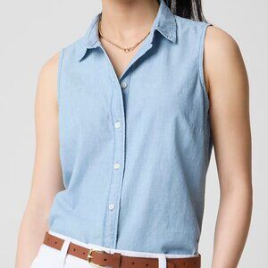 J Crew Chambray Button-Up Shirt in Signature Fit